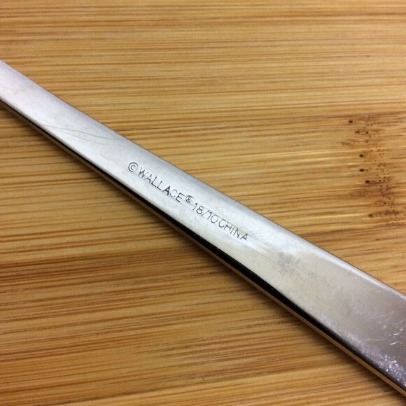 Wallace Julienne 4 Salad Forks 18/10 Stainless Steel Flatware Replacement Set - Picture 3 of 4
